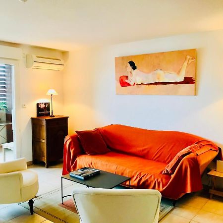 Grand Bleu Apartment แซ็ต ภายนอก รูปภาพ