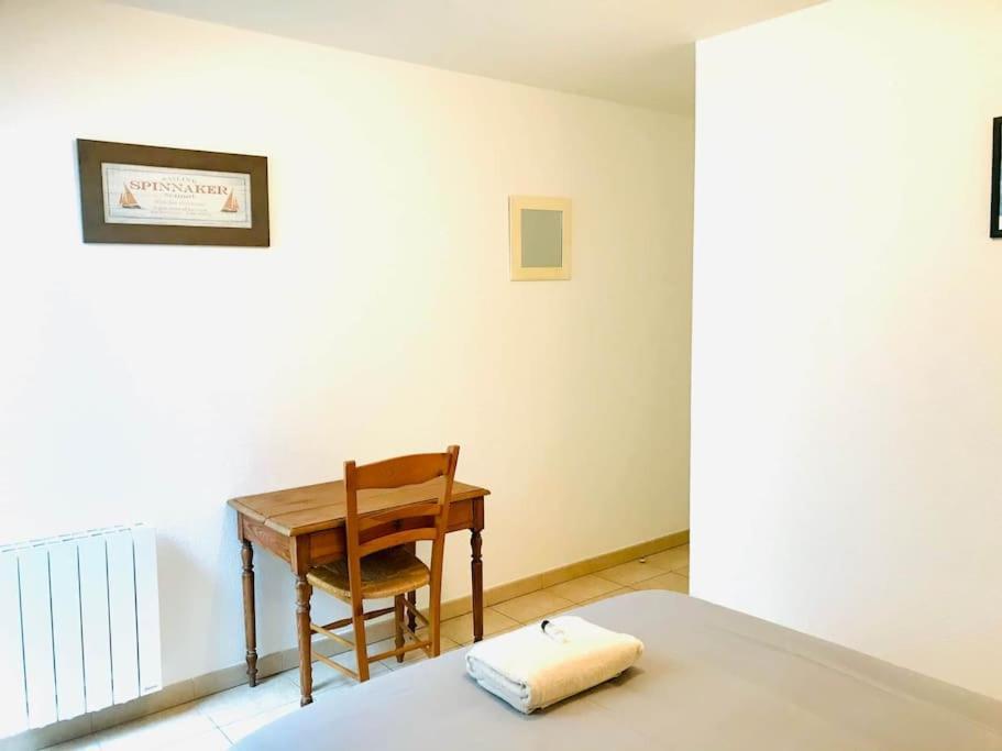 Grand Bleu Apartment แซ็ต ภายนอก รูปภาพ